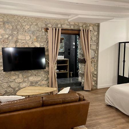 La Loge De Pierre Au Coeur De La Vieille Ville D Annecy Exterior photo